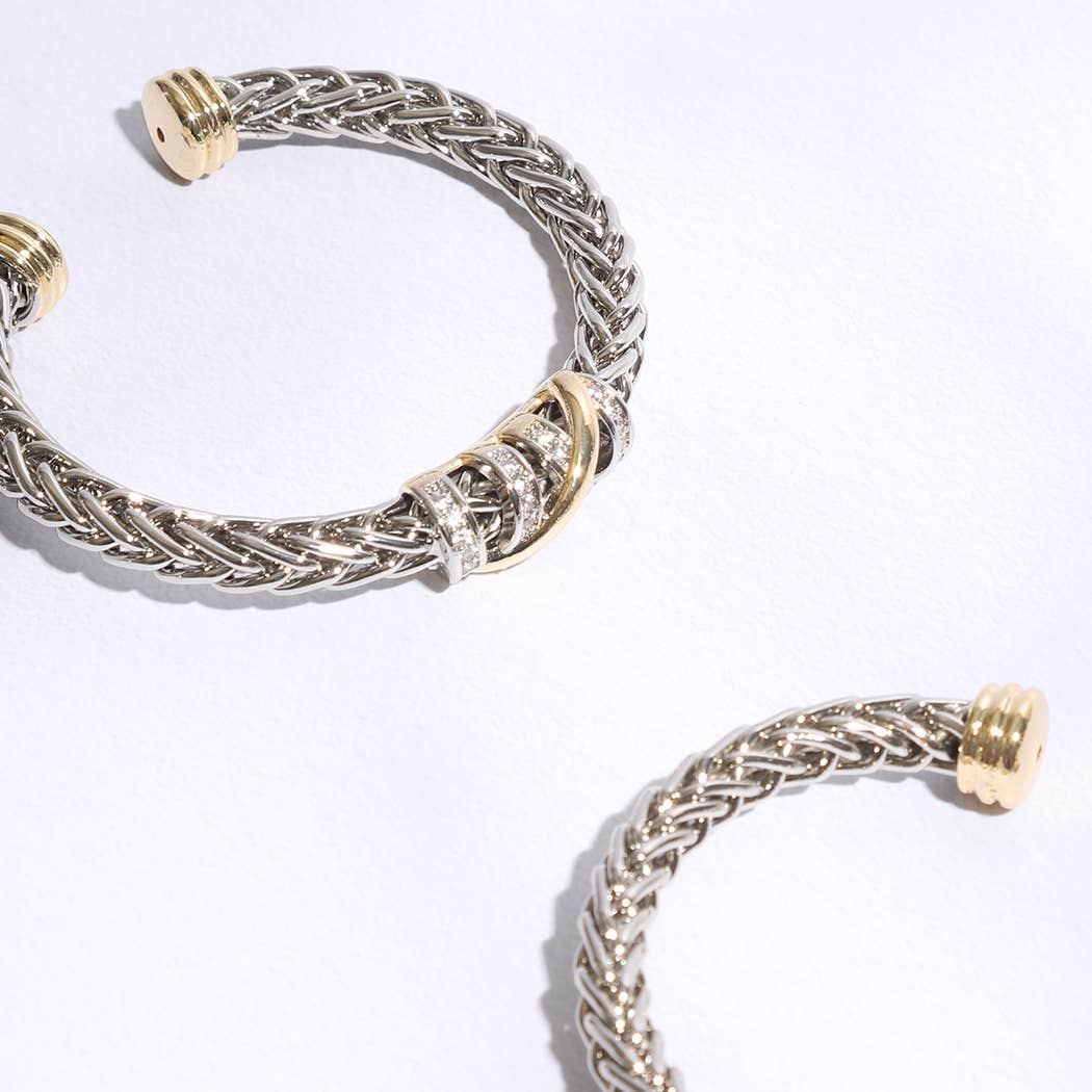 Ponytail 7MM Cross Pave Bar Bangle Bracelet