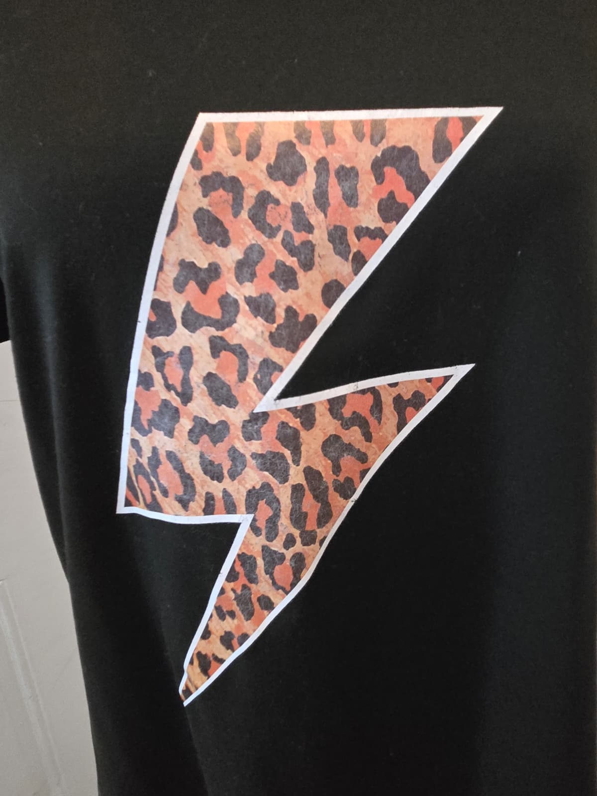 Women's Leopard Lightning Bolt Graphic T-Shirt – Size Large – Never Worn