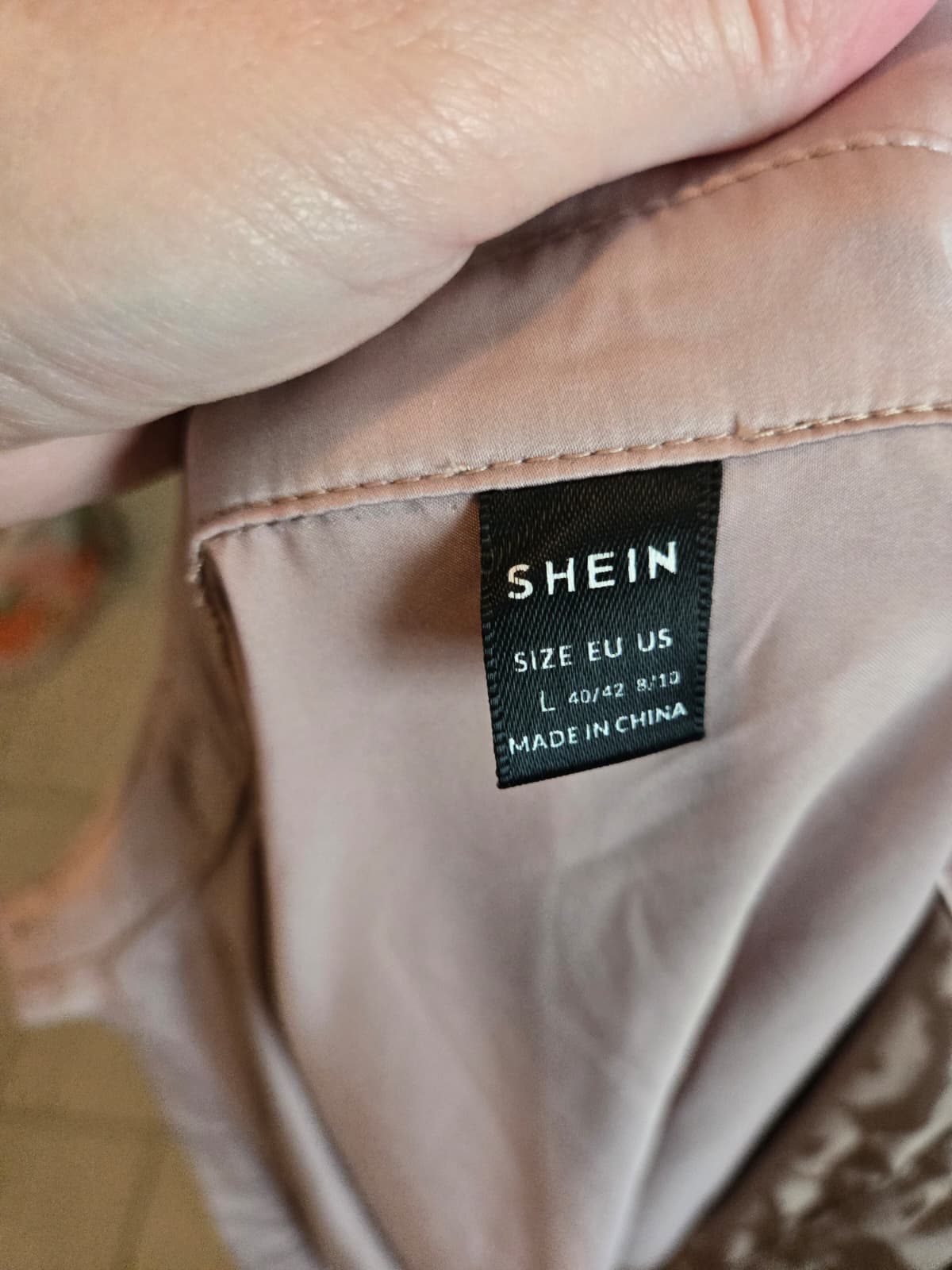 SHEIN Asymmetrical Button‑Up Shirt – Size Large