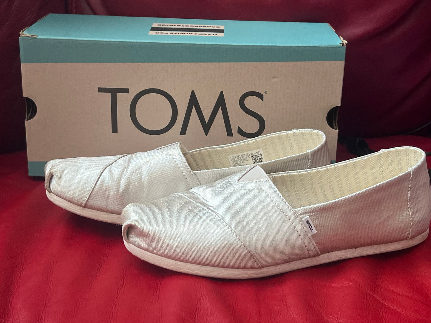 Authentic Tom's Alpargata Women's Slip-On Silver Glimmer Canvas