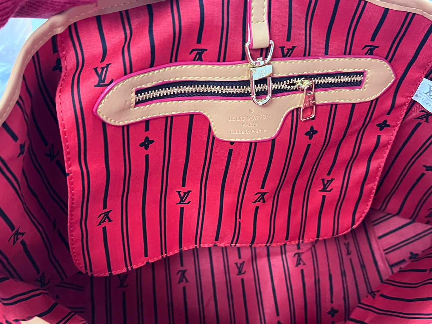 Large Hobo Handbag with Clutch
