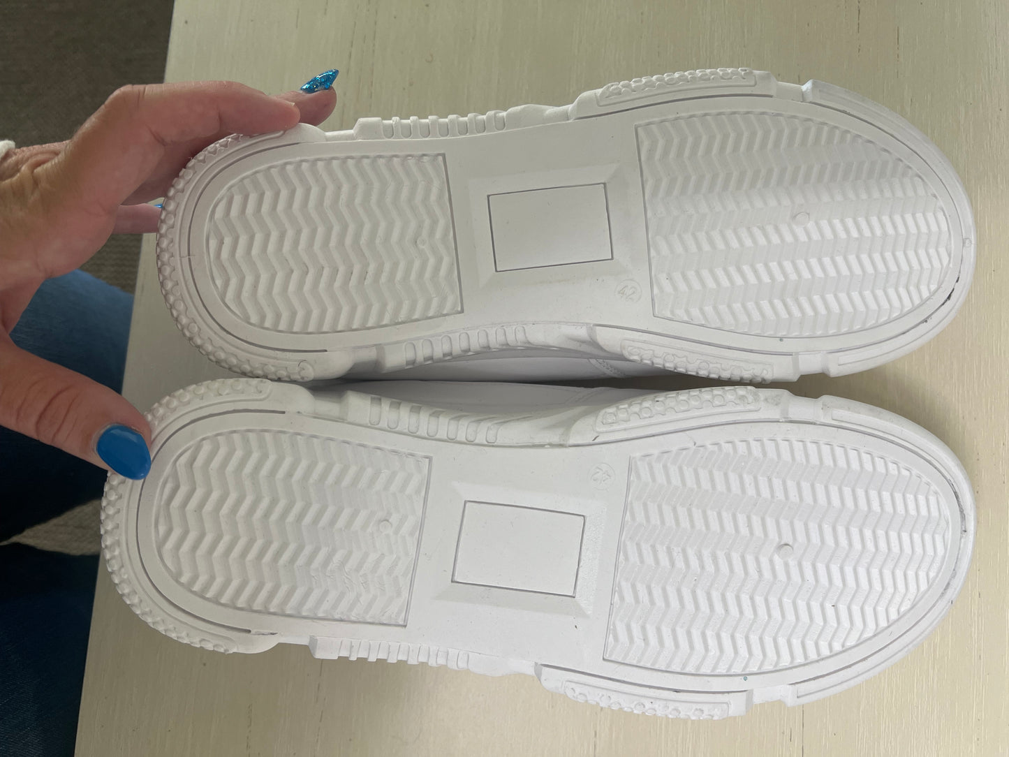 White Women's Sneakers with Pink Rose