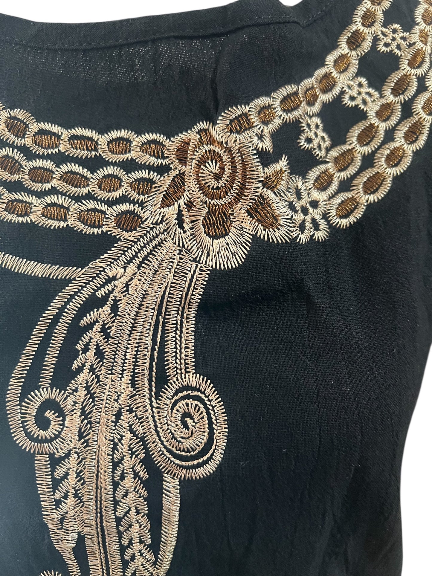 Embroidered Short Sleeve Top-Size Medium