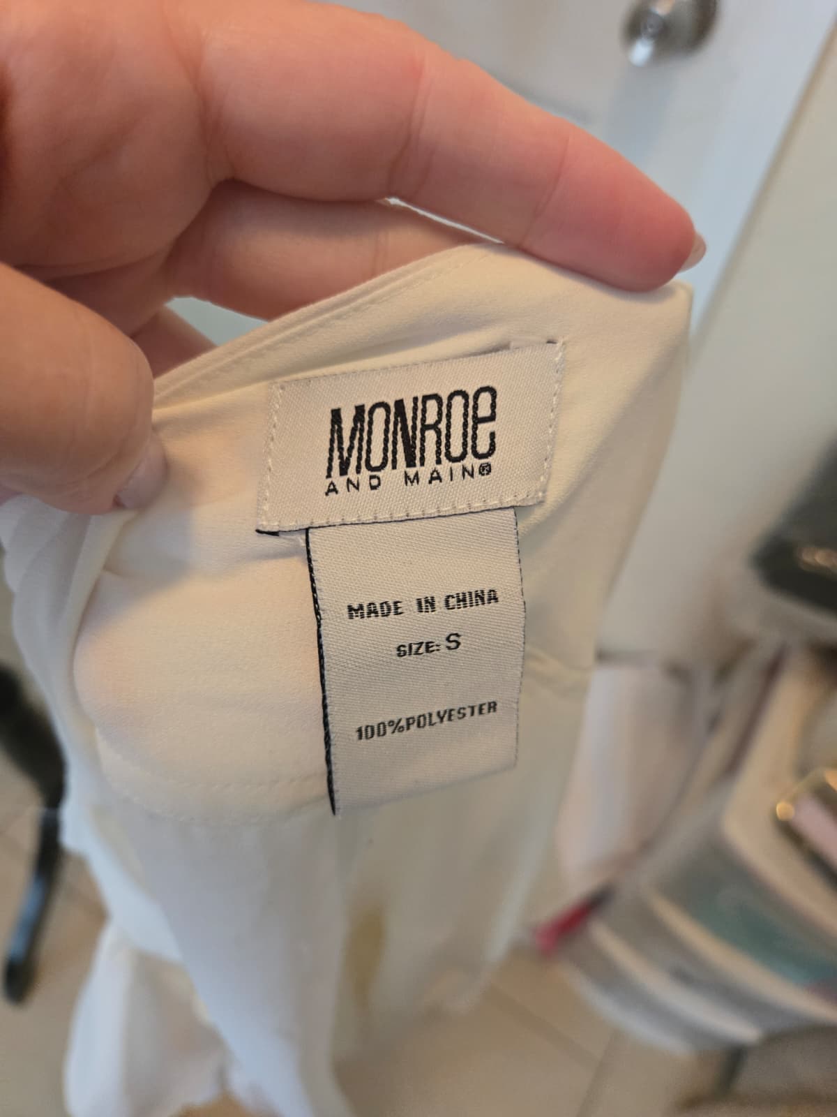 Monroe & Main Zip Front Ruffle Blouse – Size Small
