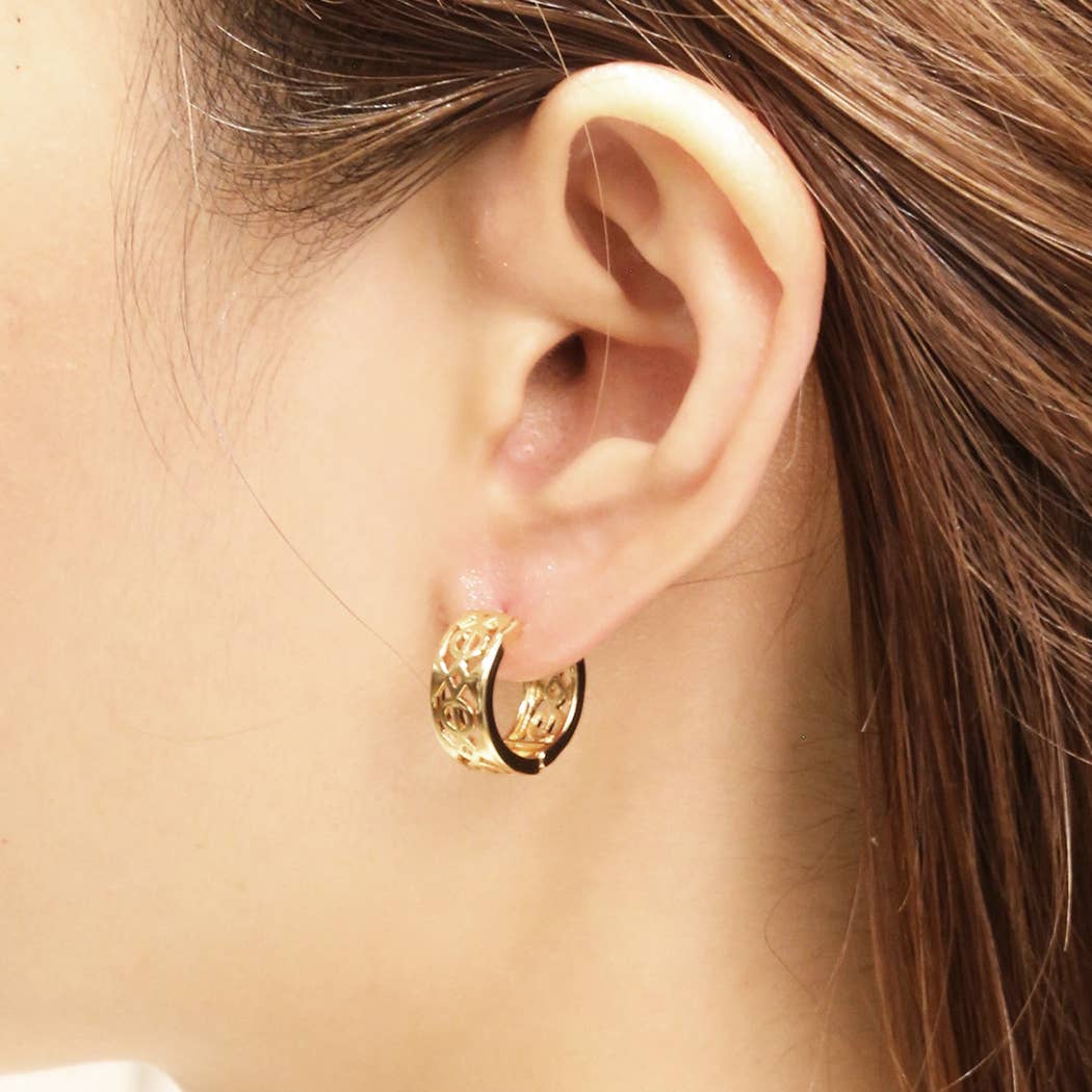 14K Dipped Geometric Pattern Huggie Earrings