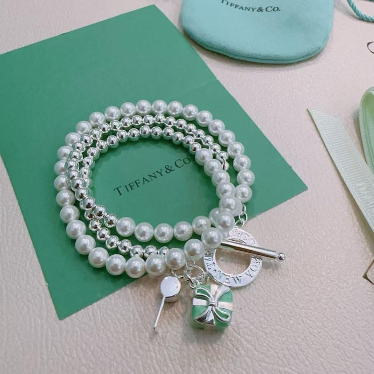 Jewelry & Accessories