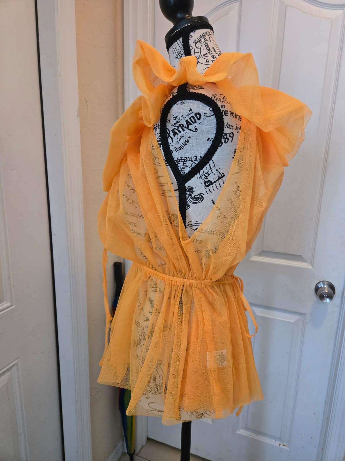 Brand New AKIRA Sheer Organza Top – Size Large