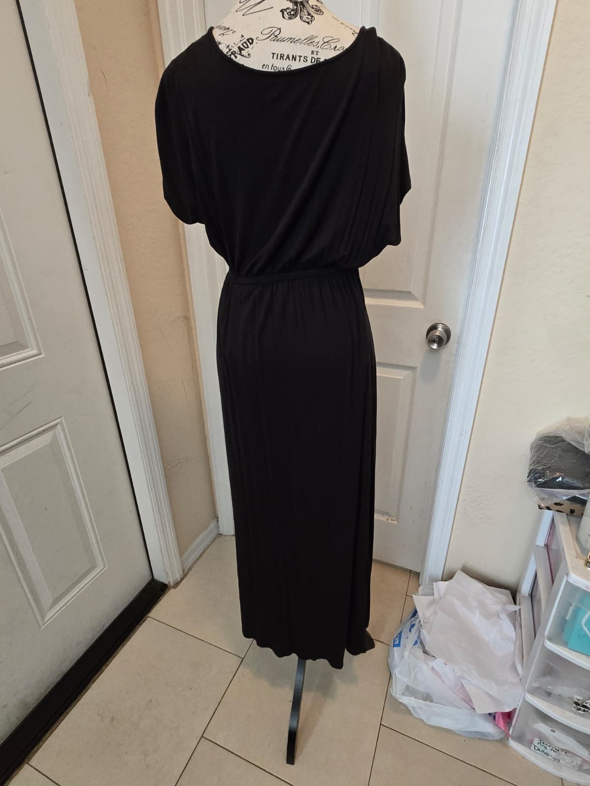 Amazon Essentials Black Maxi Dress – Size Medium