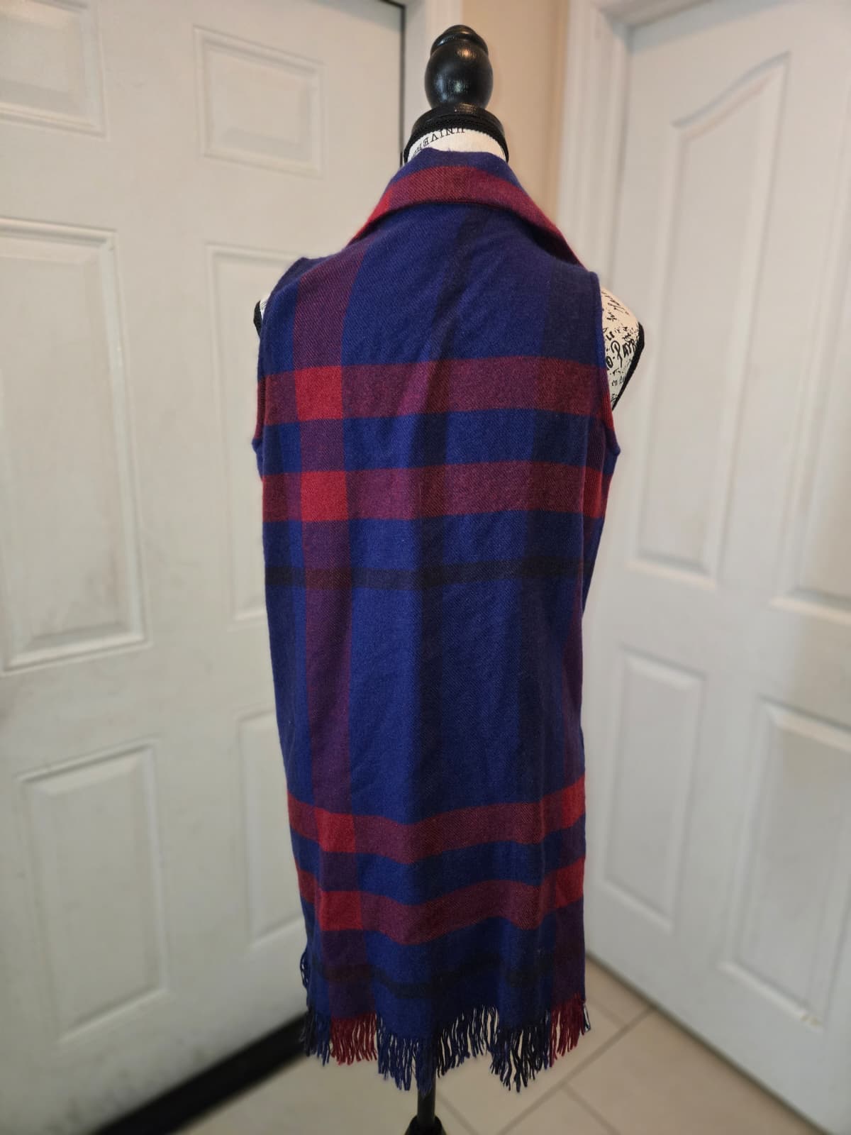 IMAN Women's XS/S Blue & Red Buffalo Plaid Sleeveless Open Front Vest