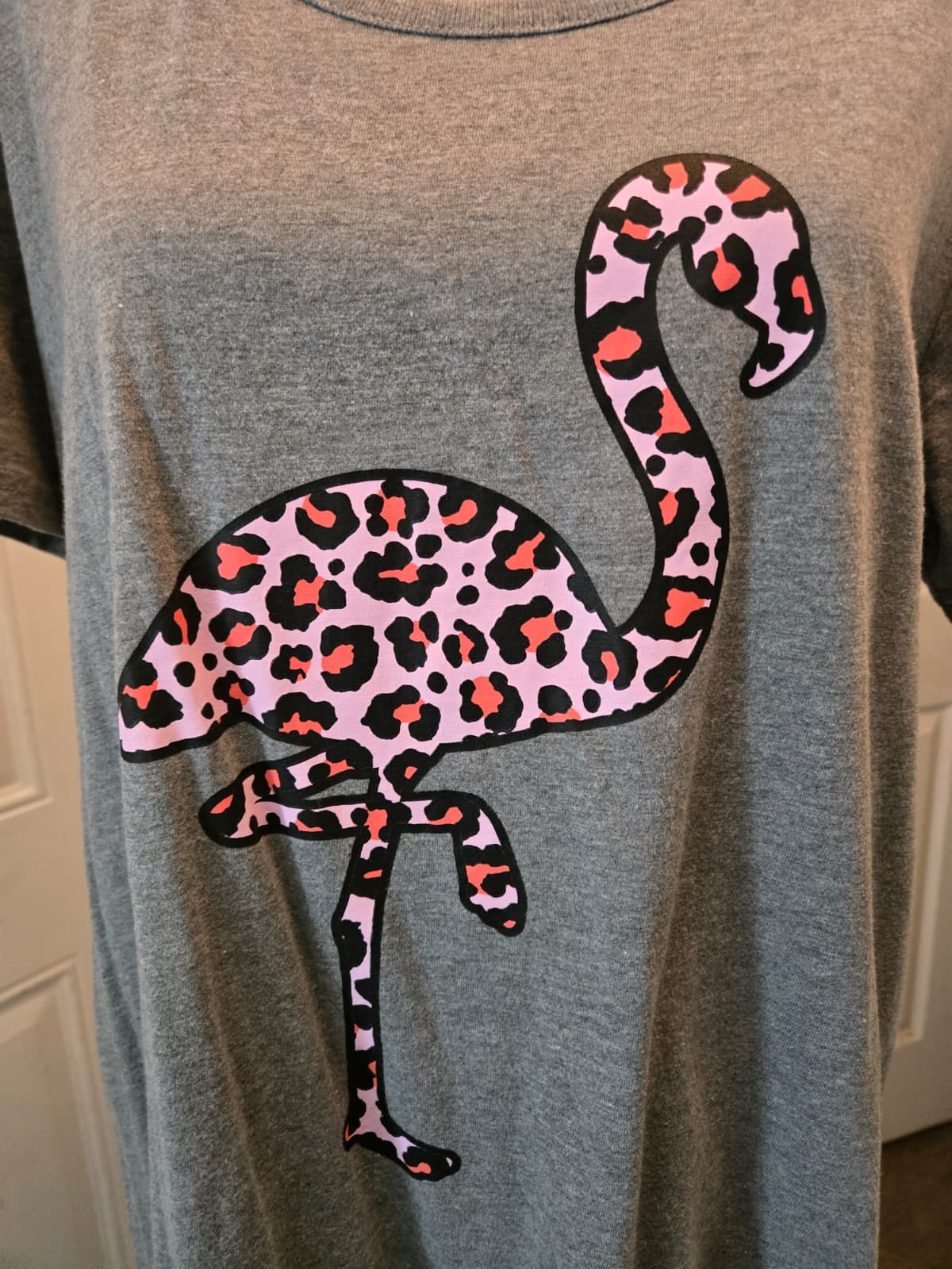 Instant Message Gray Flamingo Graphic Dress – Size Large