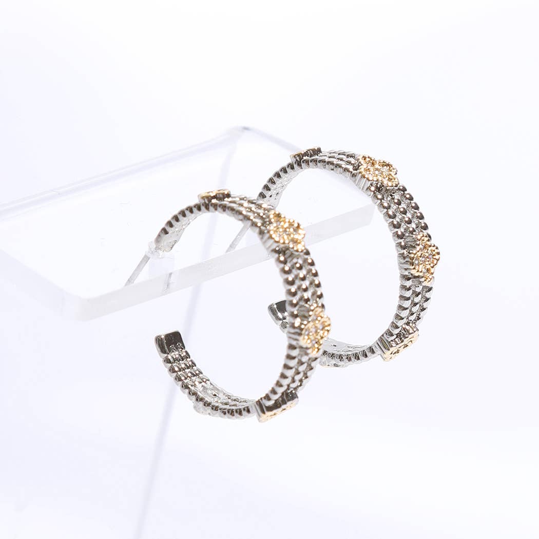 Mini Clover Layer Hoop Earrings