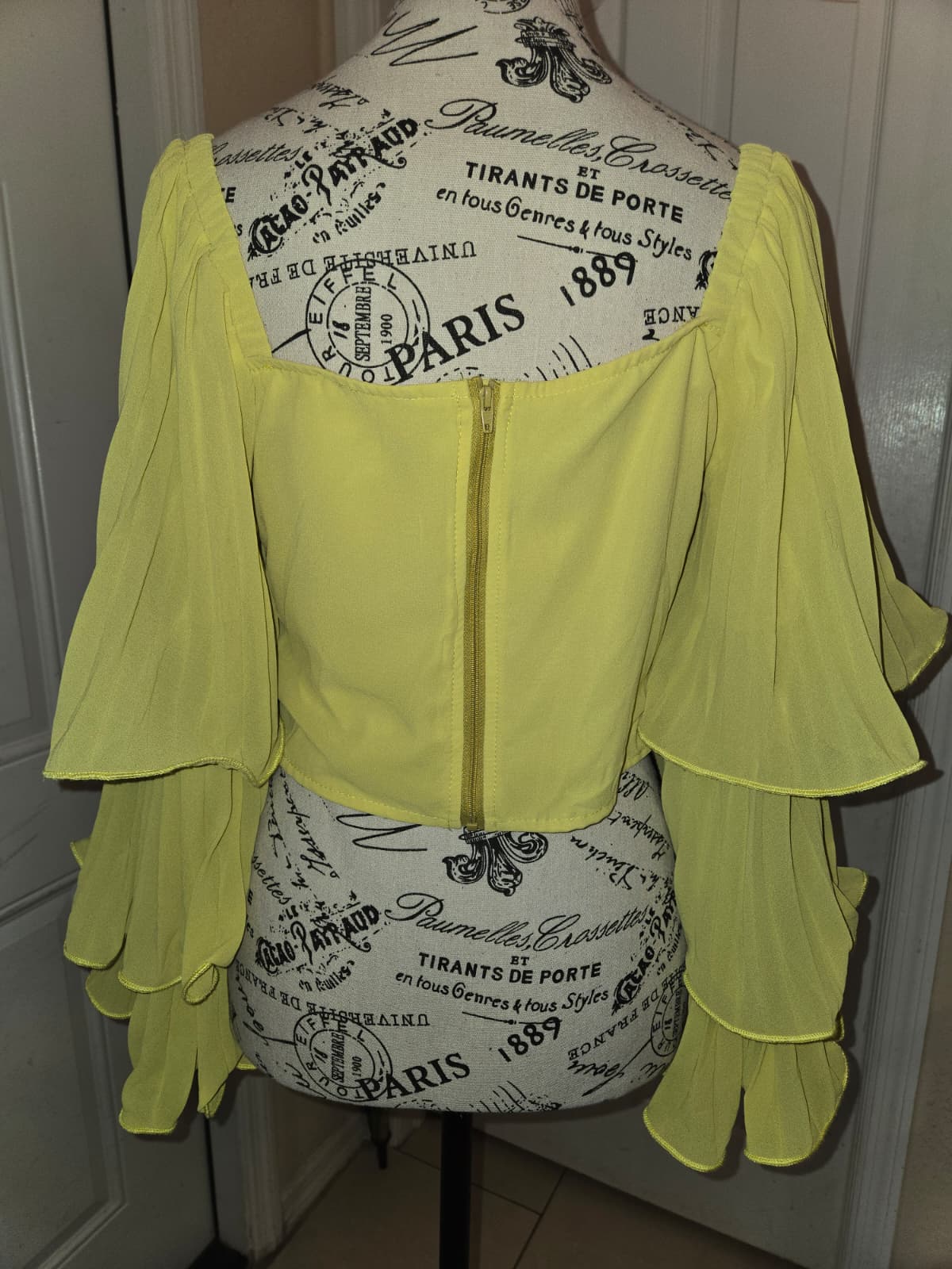 SHEIN Lemon Yellow Crop Top – Size Large – Never Worn