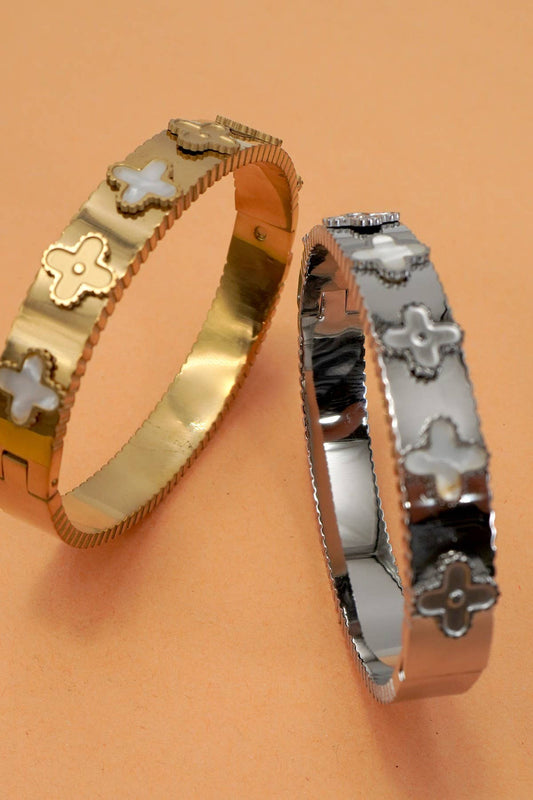 18K NON-TARNISH WATERPROOF STAINLESS STEEL BANGLE