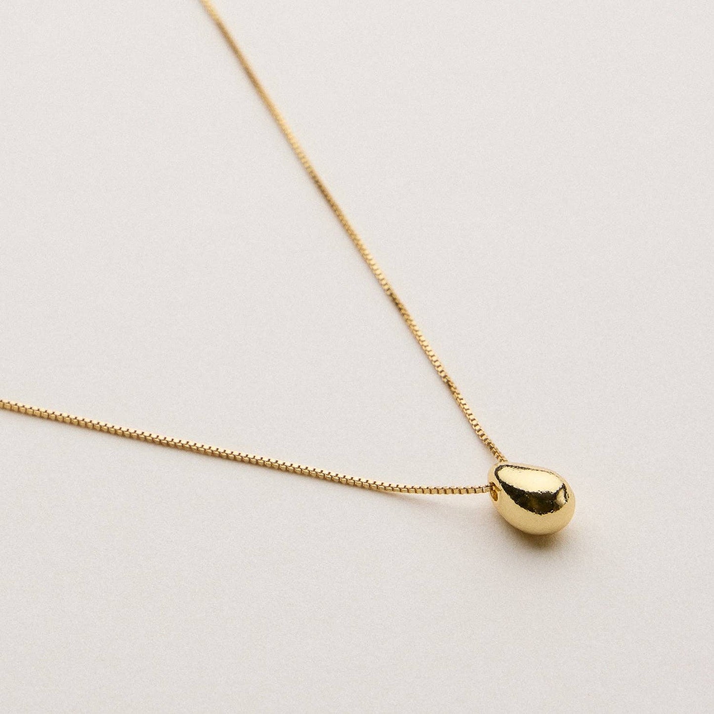 18K Gold Dipped 3D Teardrop Pendant Necklace | Minimalist Jewelry