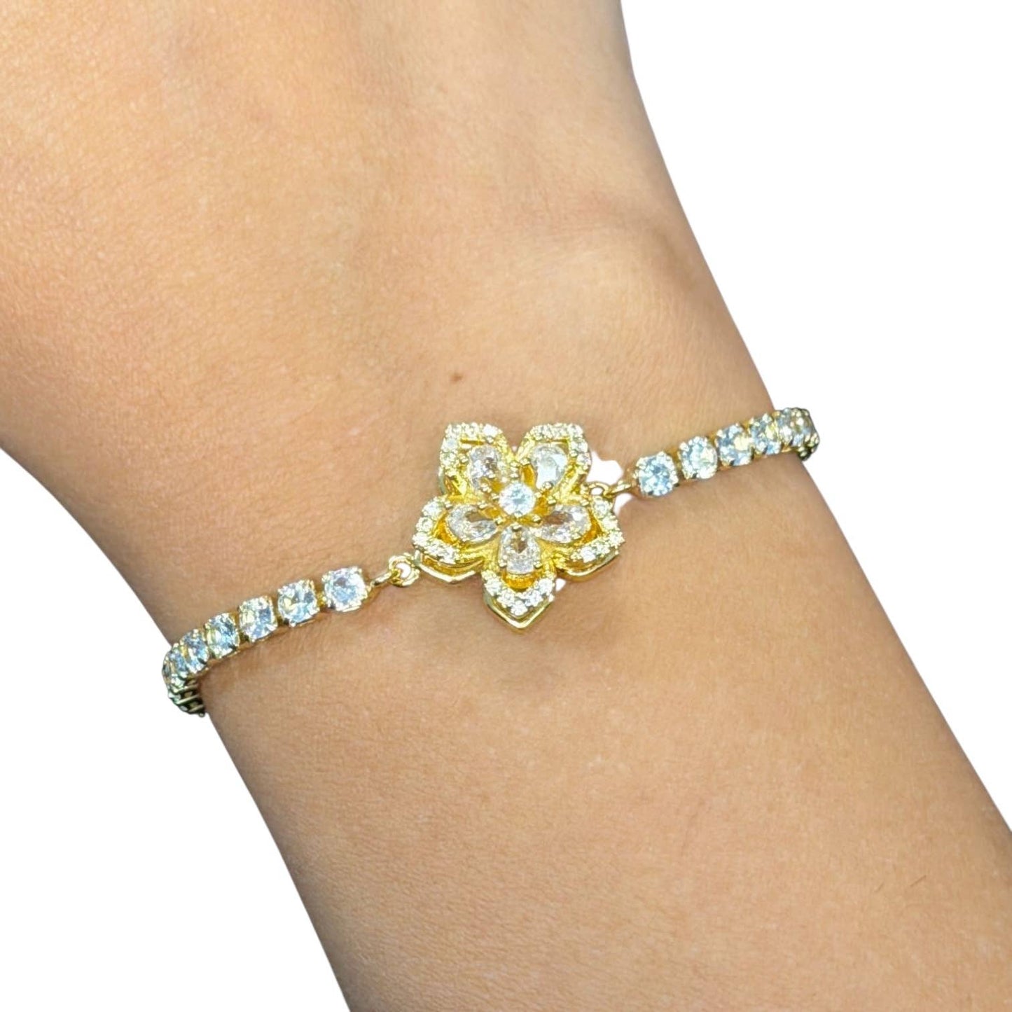 Rotating Spinner Snowflake Bracelet – Crystal