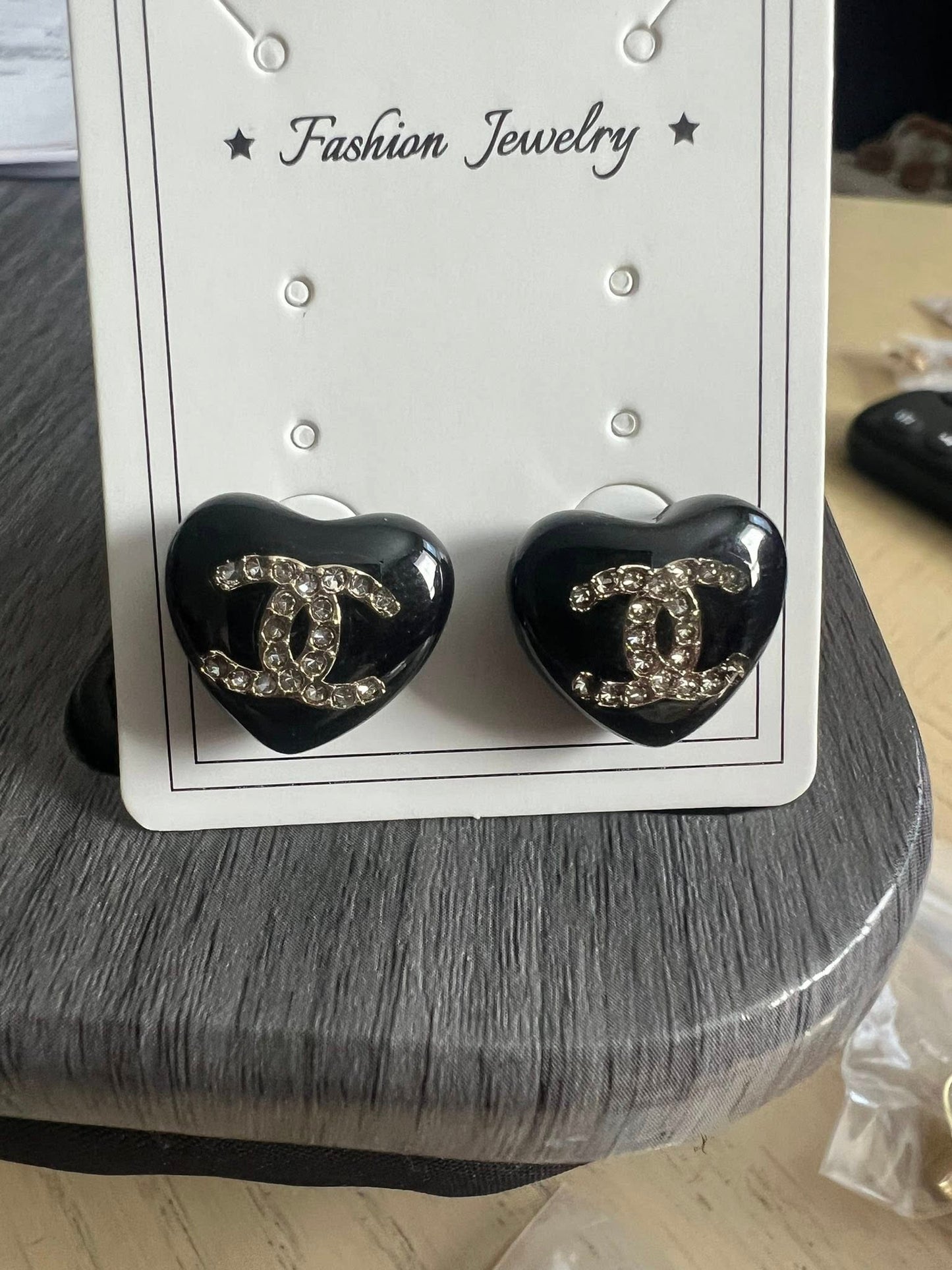 Classic CC Stud Heart Earrings