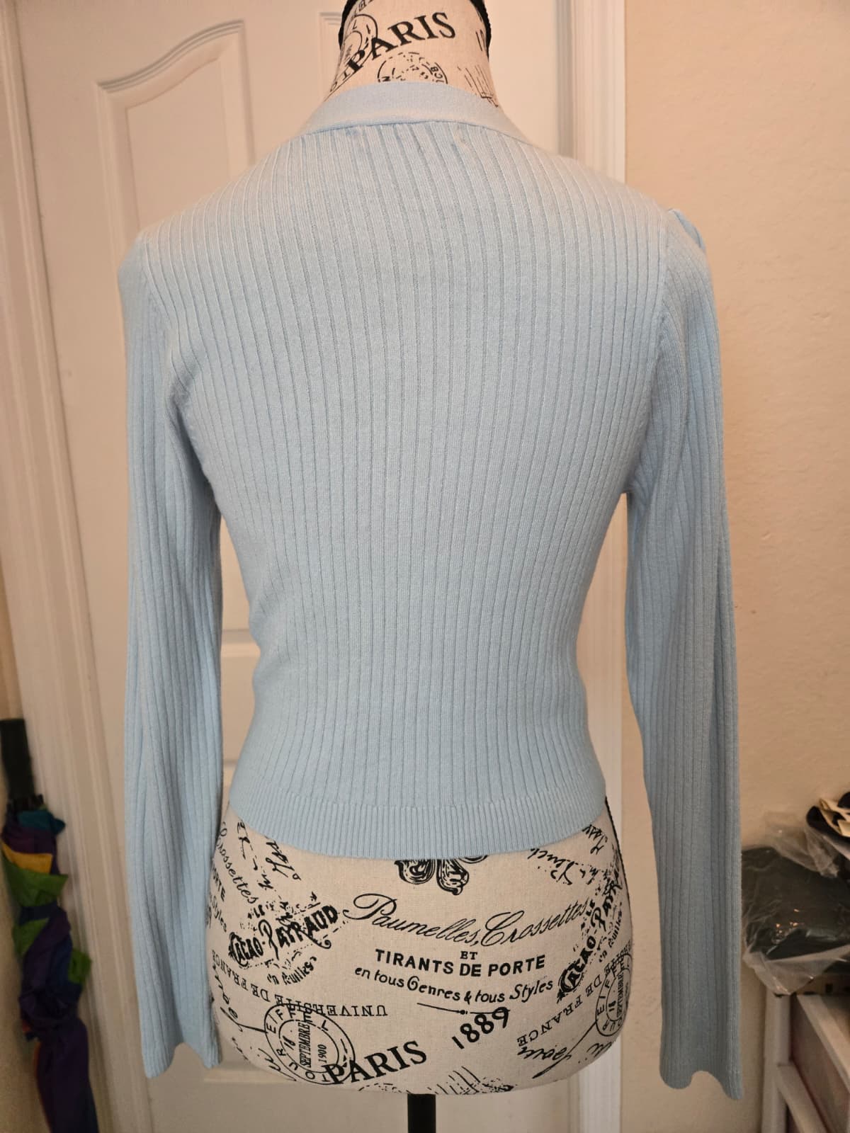 SHEIN Ribbed Button Front Cardigan – Size Large | Never Worn