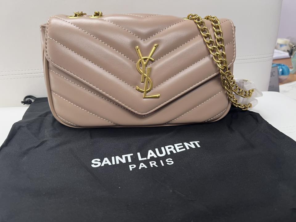 Quilted Purse with Gold Chain