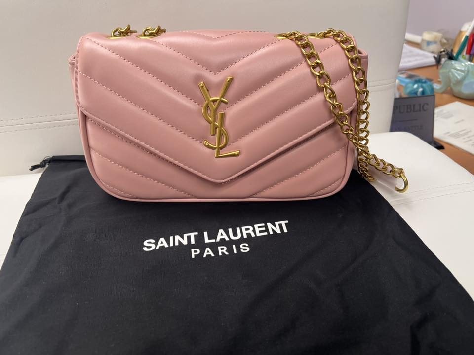 Quilted Purse with Gold Chain
