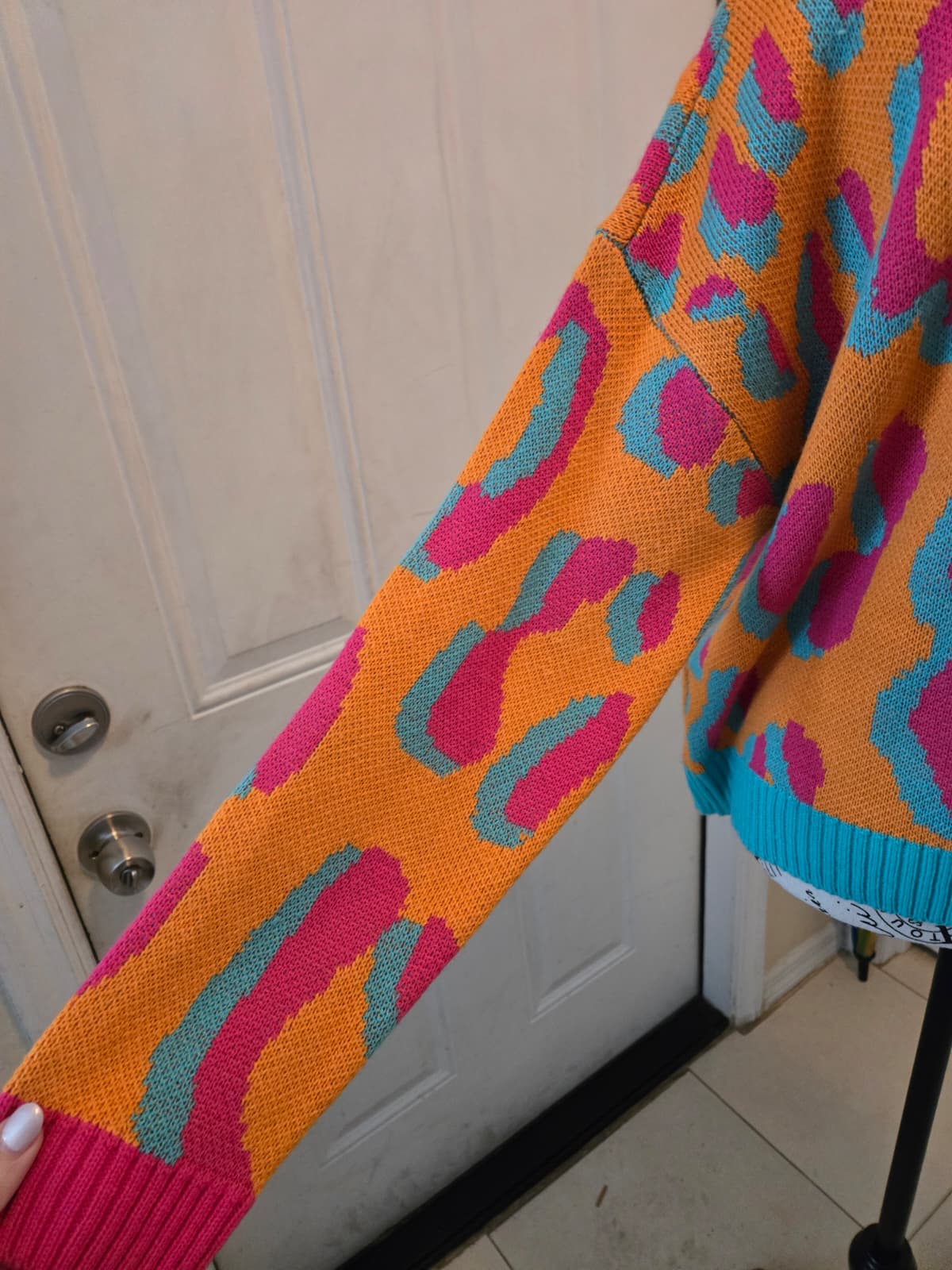 SHEIN Colorful Leopard Print Knit Sweater – Women's Large – Never Worn