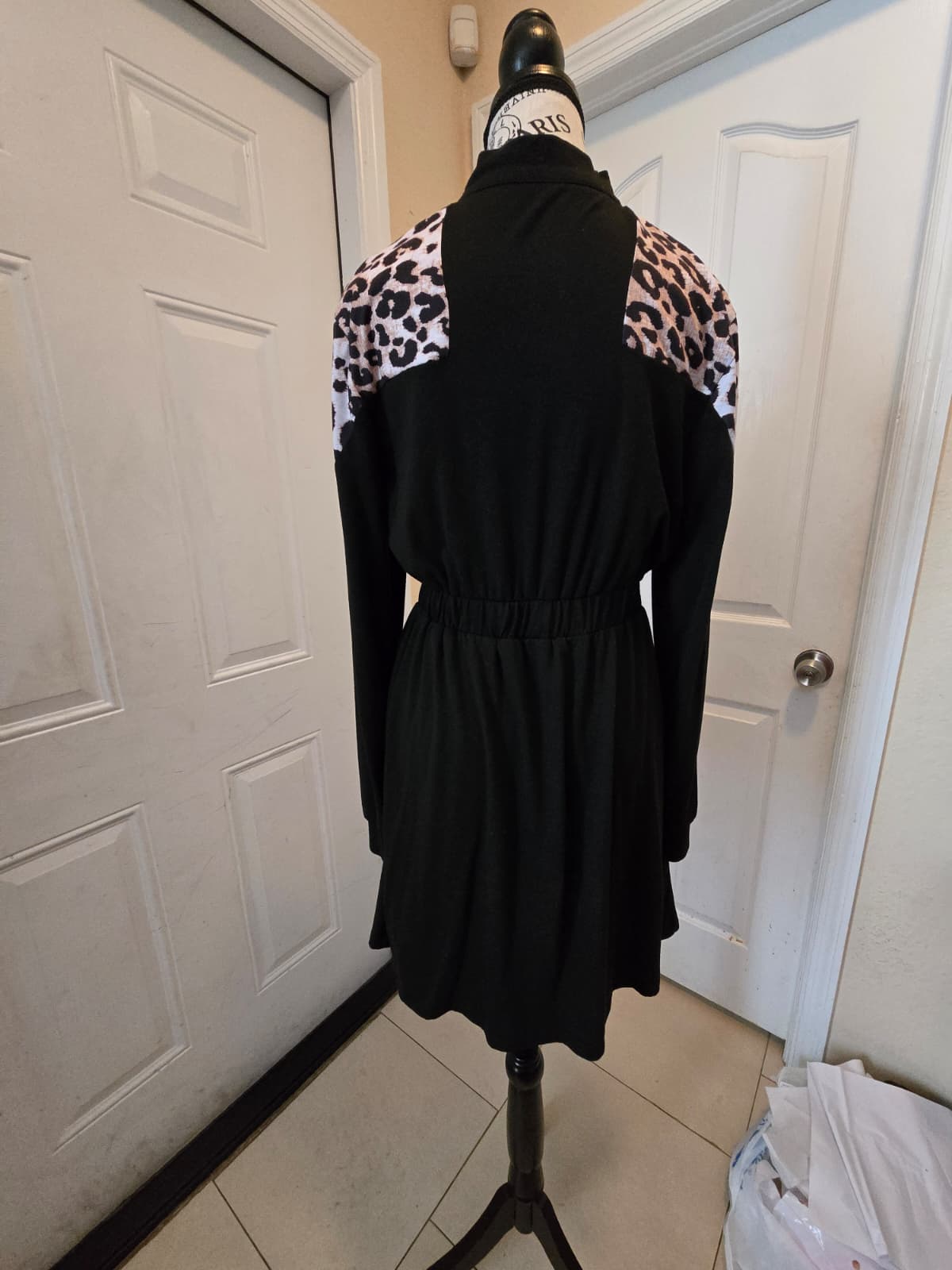 Black Zip‑Front Dress with Leopard Detail – Shein Size Medium