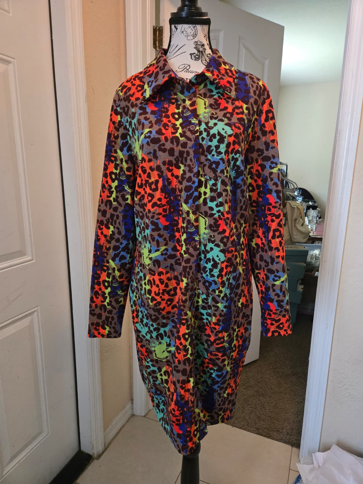 SHEIN Curve Multicolor Leopard‑Print Button‑Down Shirt – Size 0XL
