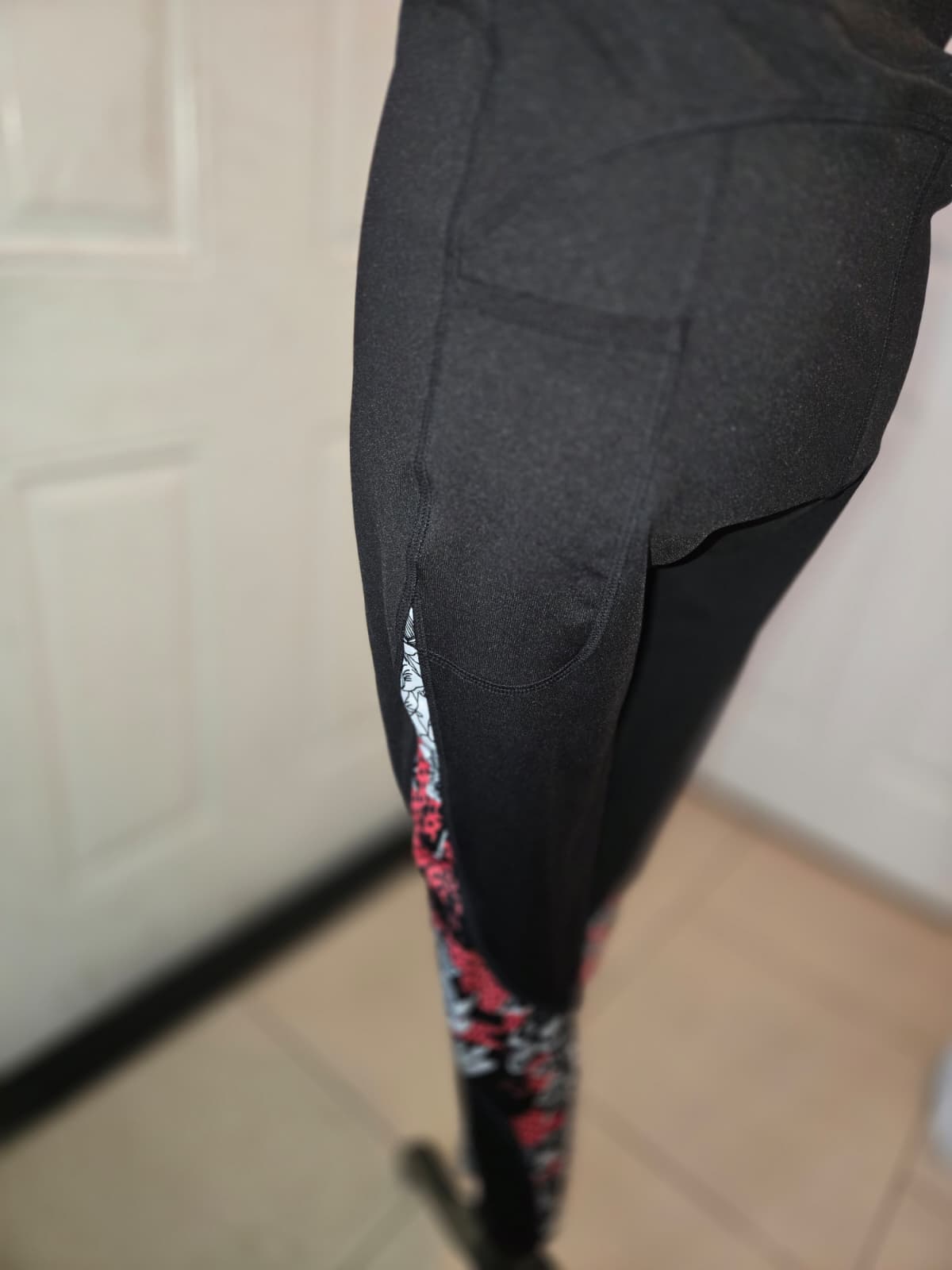 PopFit Performance Leggings – Size Large | Never Worn