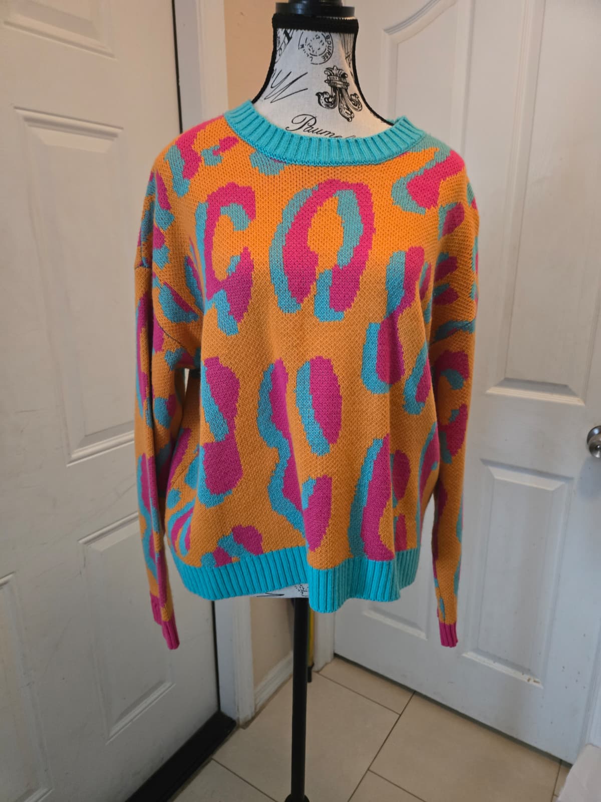 SHEIN Colorful Leopard Print Knit Sweater – Women's Large – Never Worn