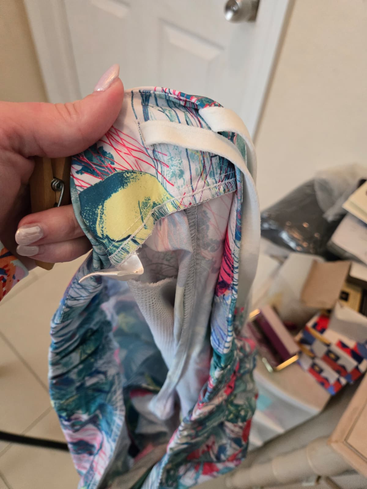 Reel Legends Jellyfish‑Print Drawstring Shorts – Size Large