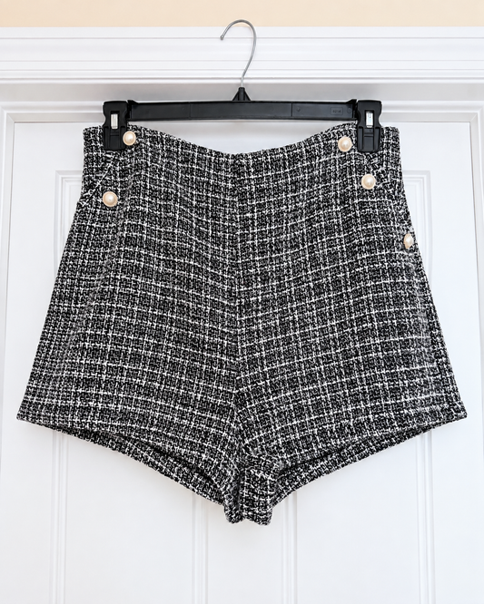 SHEIN Black & White Tweed Pearl Button Shorts Size L