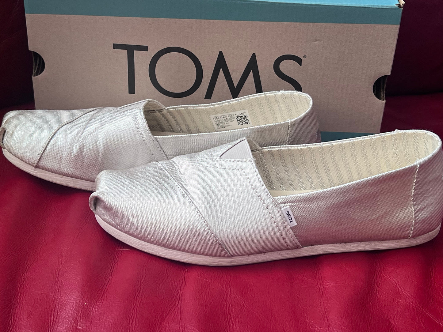 Authentic Tom's Alpargata Women's Slip-On Silver Glimmer Canvas