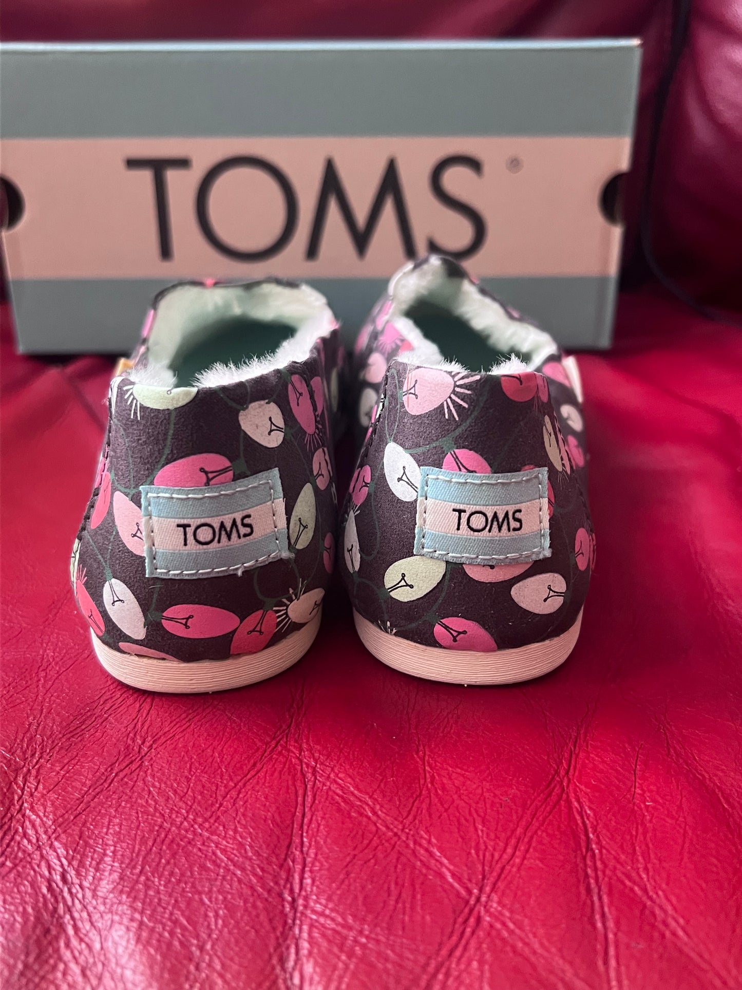 Authentic Tom's Slip-On Alpargata Forged Iron Tree Lights Glow in the Dark w/ Faux Fur