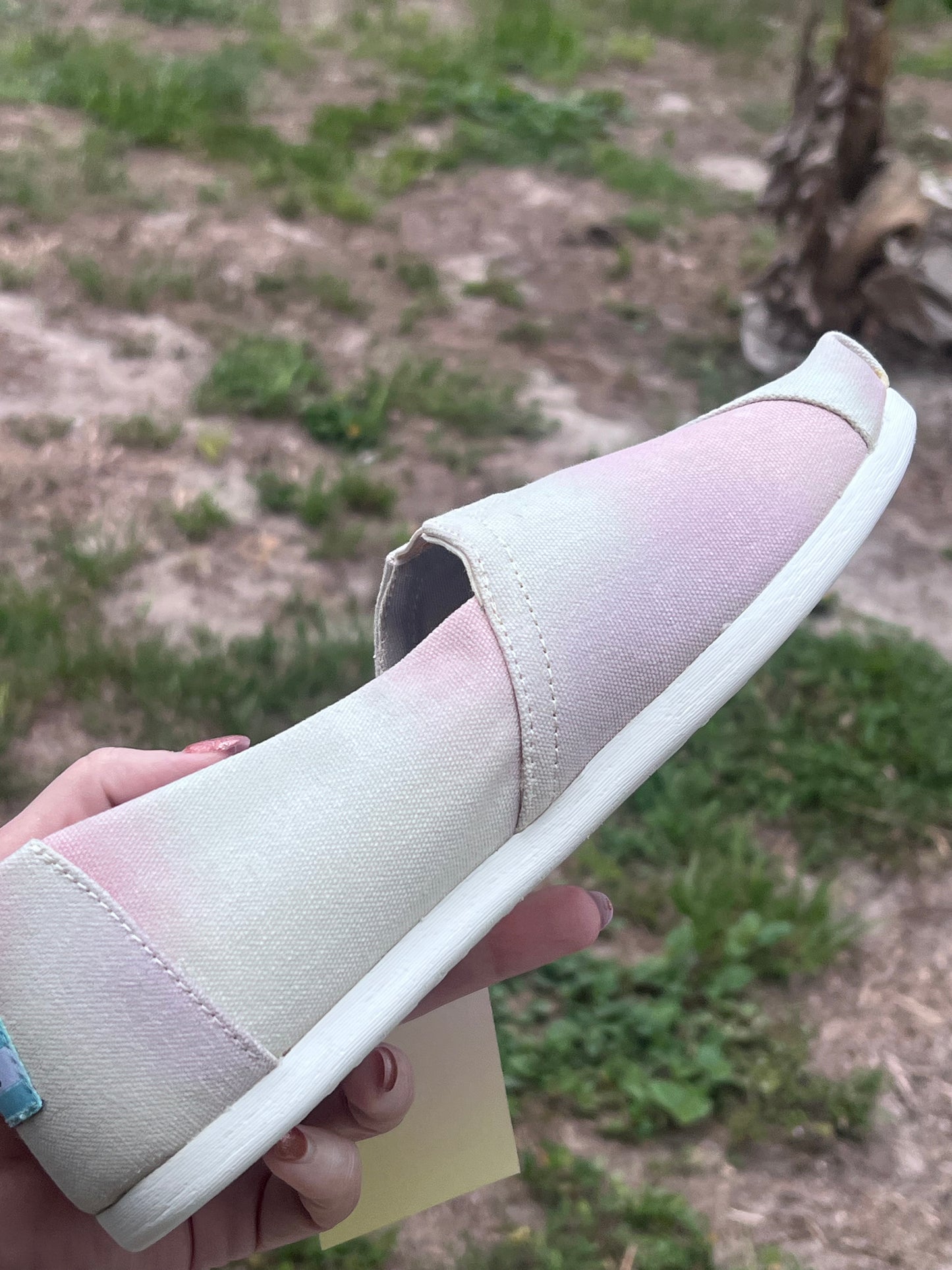 Authentic Toms Alpargata Light Orchid Color Changing Tie Dye Womens Slip Ons size 9