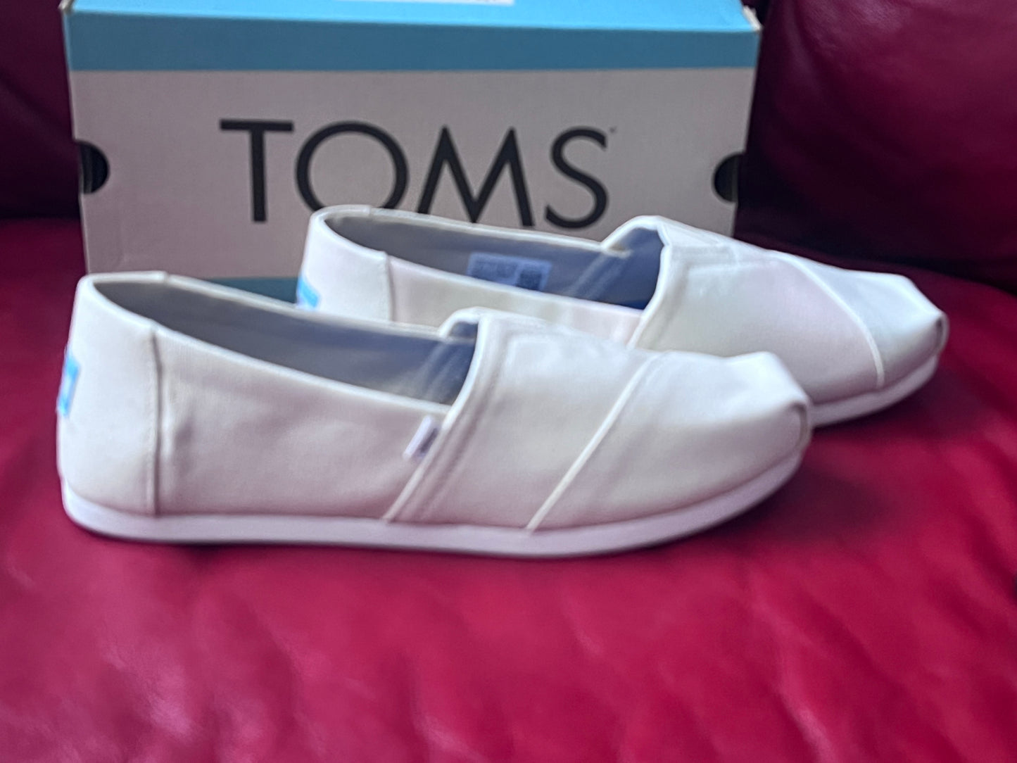 Authentic Toms Alpargata Light Orchid Color Changing Tie Dye Womens Slip Ons size 9