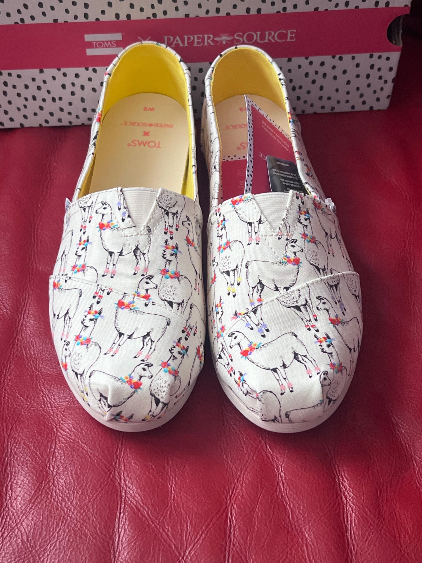 Authentic Toms x Paper Source Alpargata Ivory Floral Llama Print Women's Slipons size 9