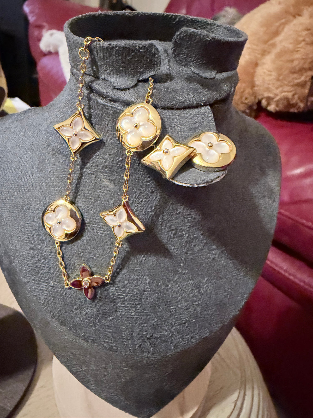Mixed‑Metal Floral Motif Jewelry Set