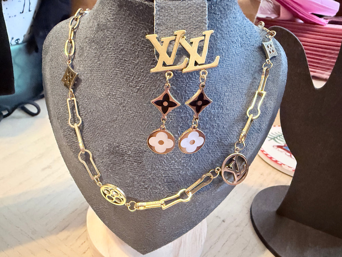 Gold-Tone Black & White 4-Piece Jewelry Set