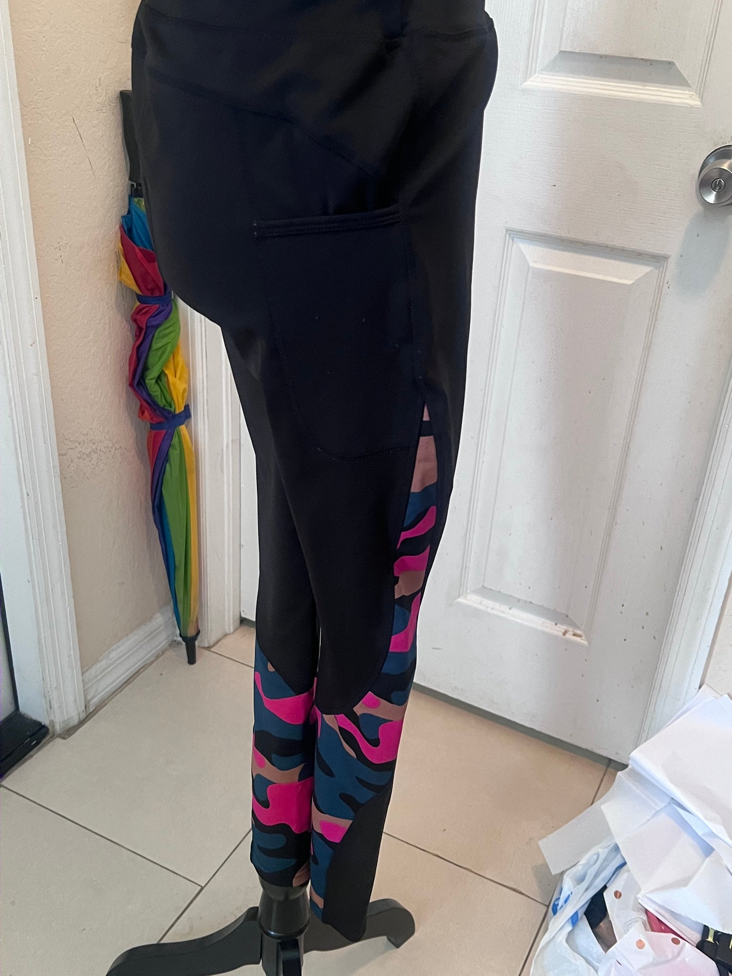 Pop Fit Leggings – Women's Size Large