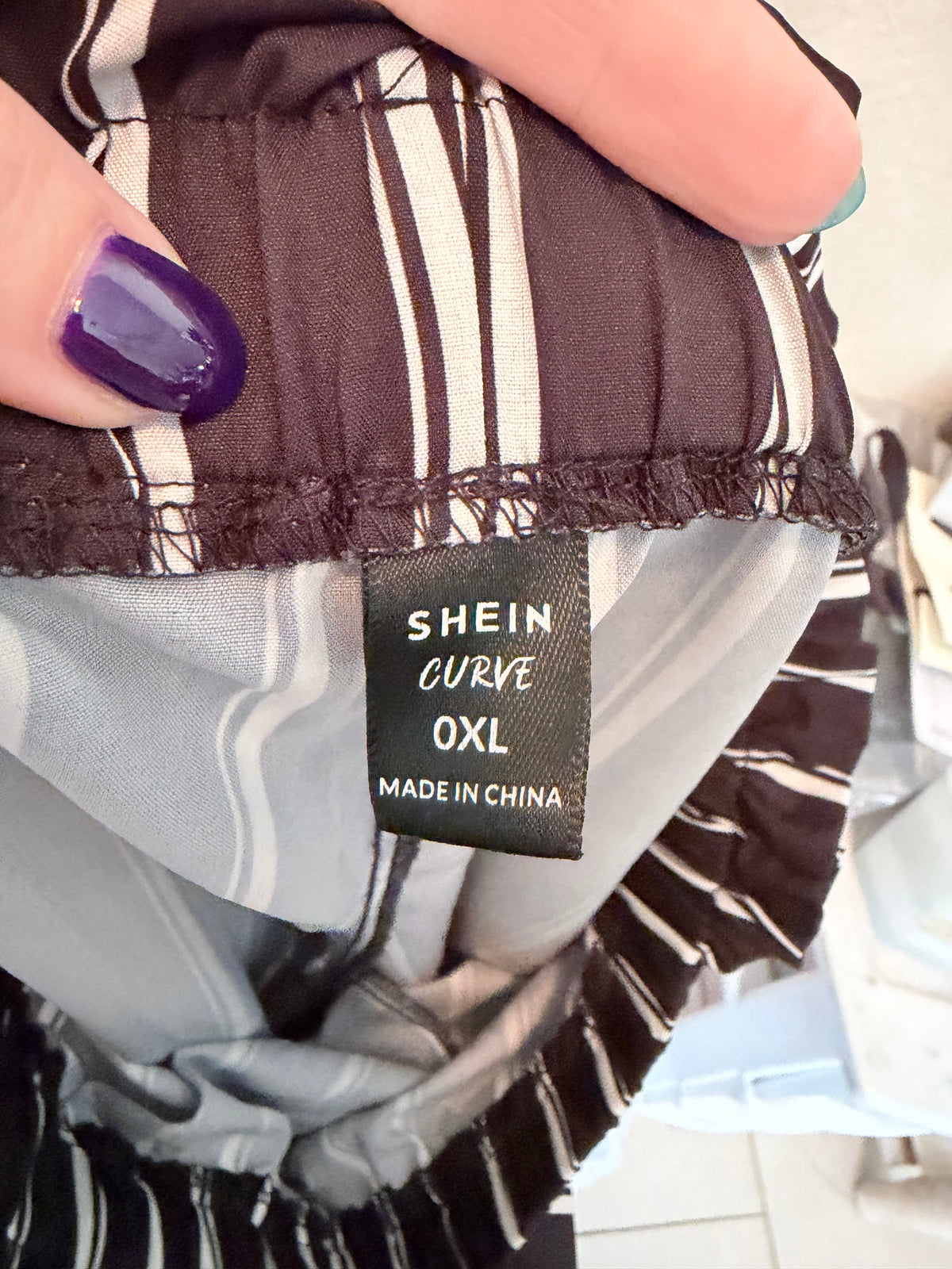 Shein Curve 0XL Black White Striped Paperbag Pants