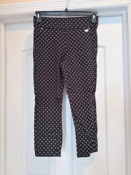 Rafaella Comfort Size 6 Black White Geometric Print Pants