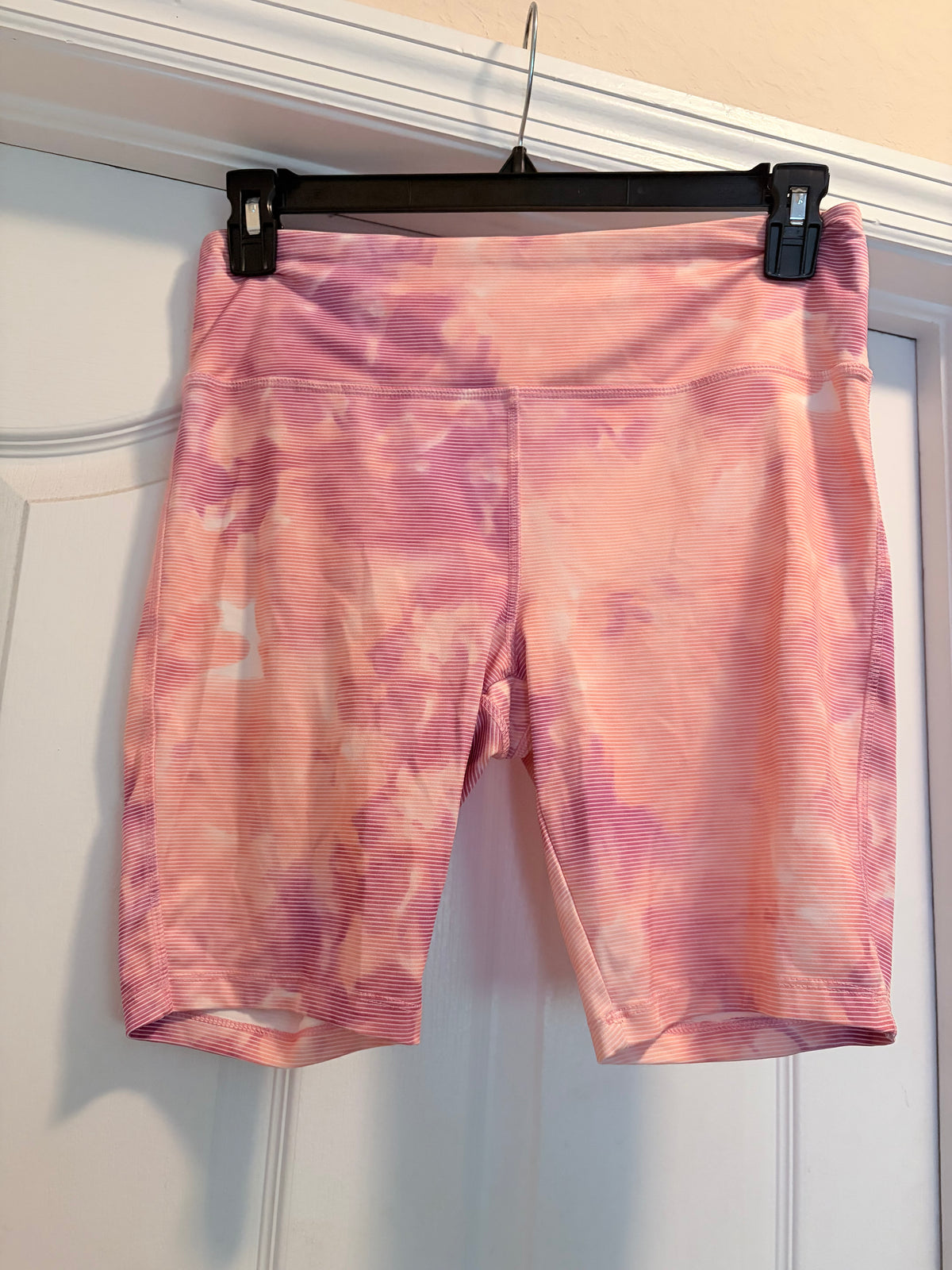Vogo Athletica Large Pink Tie Dye Workout Shorts