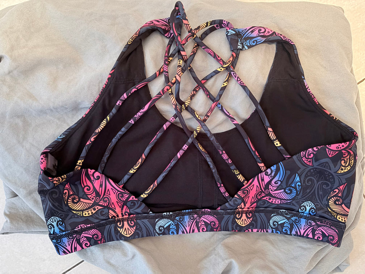 CVG Large Colorful Sea Turtle Strappy Sports Bra