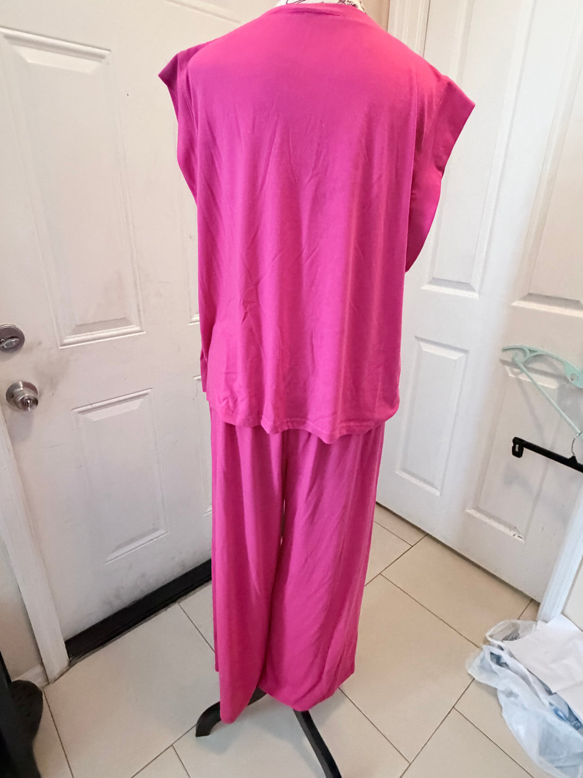 Hot Pink Wide Leg Lounge Set Size Large