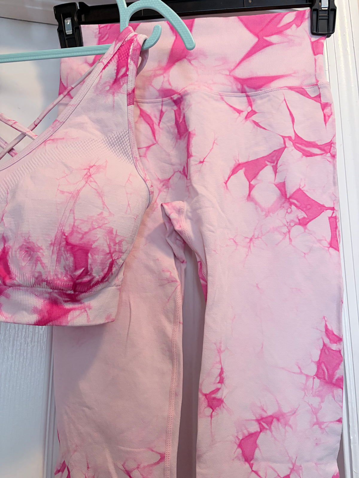 Pink Tie-Dye Seamless Workout Set Sports Bra & Leggings Size L