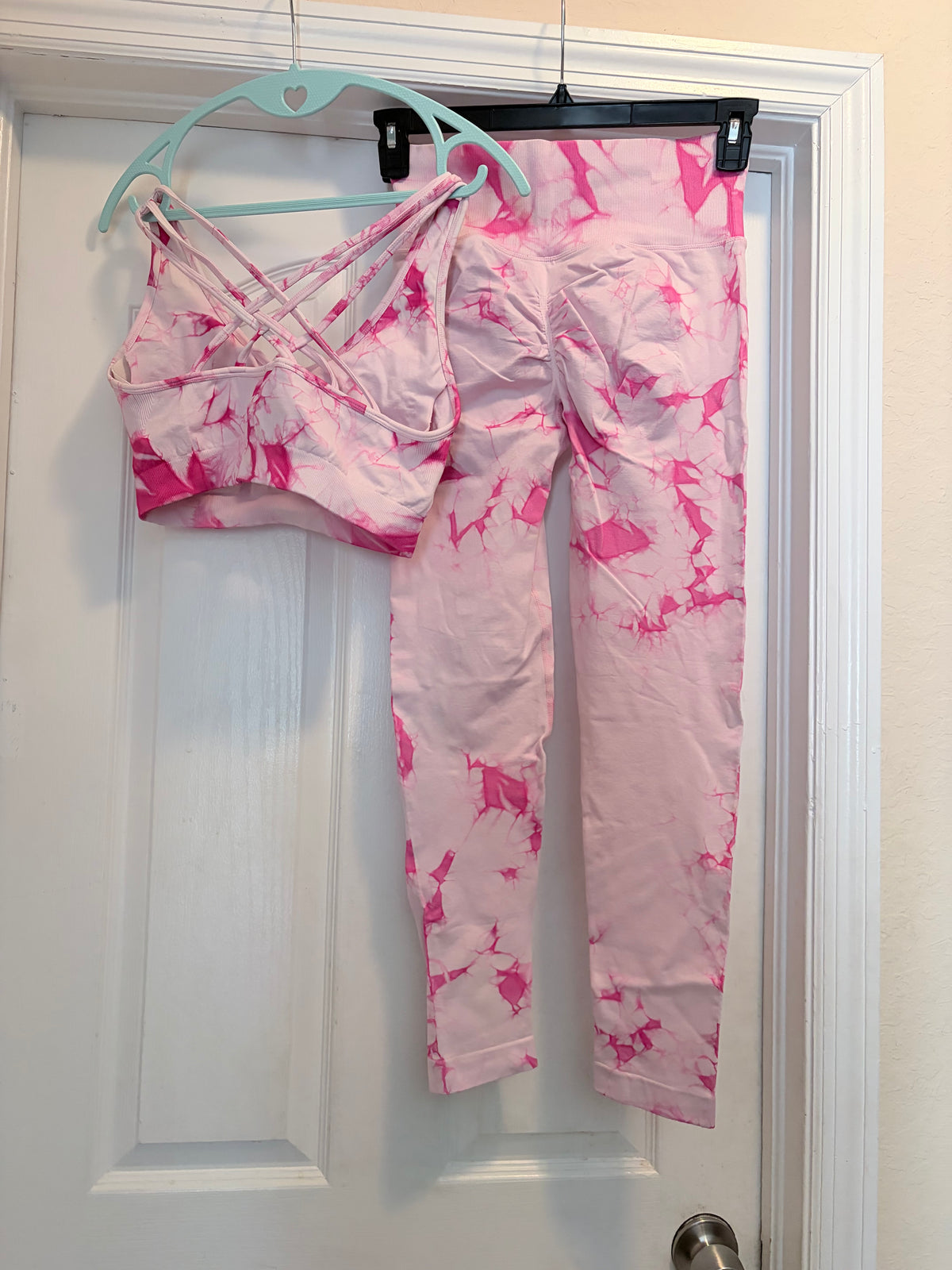 Pink Tie-Dye Seamless Workout Set Sports Bra & Leggings Size L