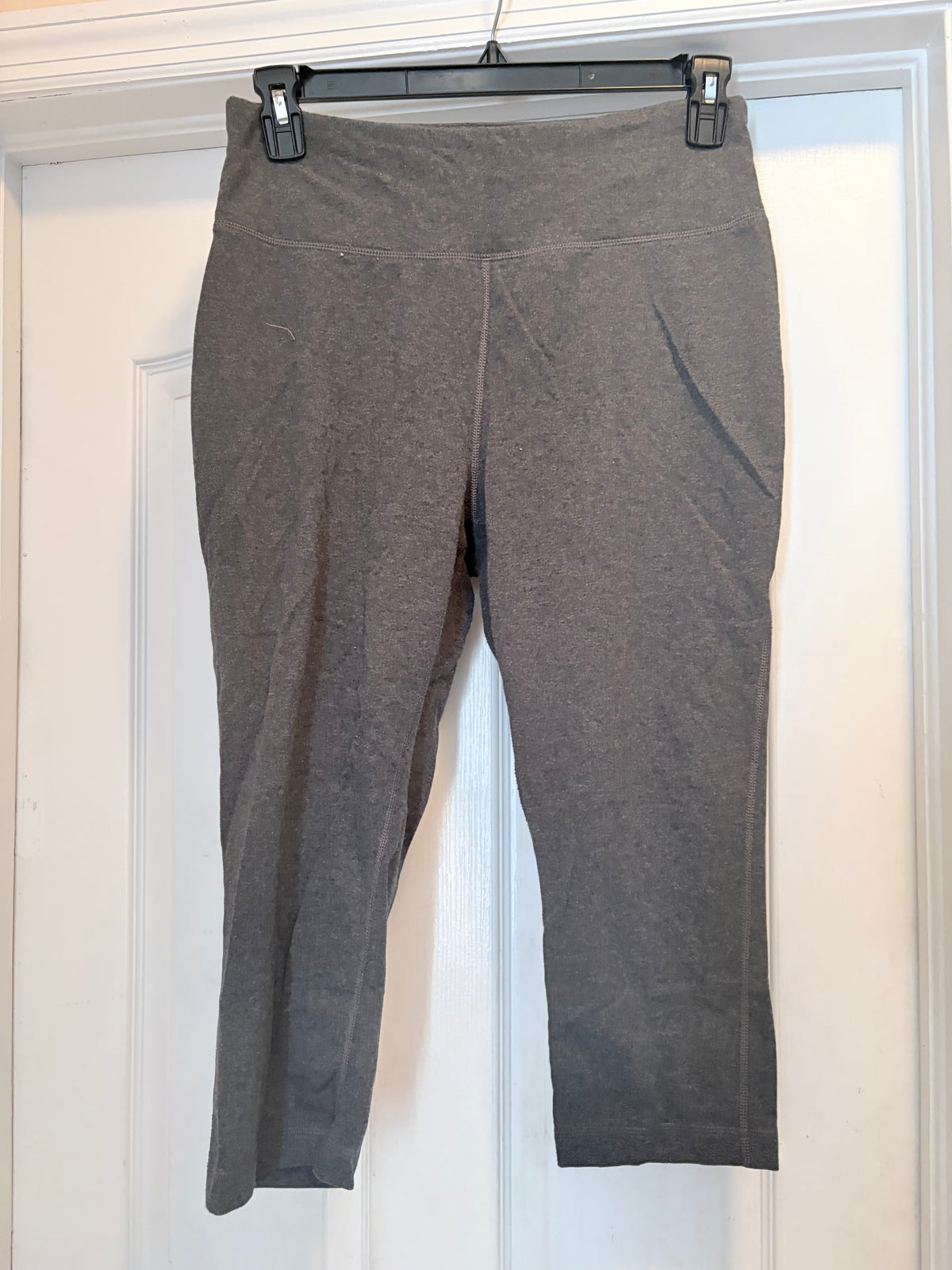 Tek Gear Essential Gear Gray Capri Leggings Size XL