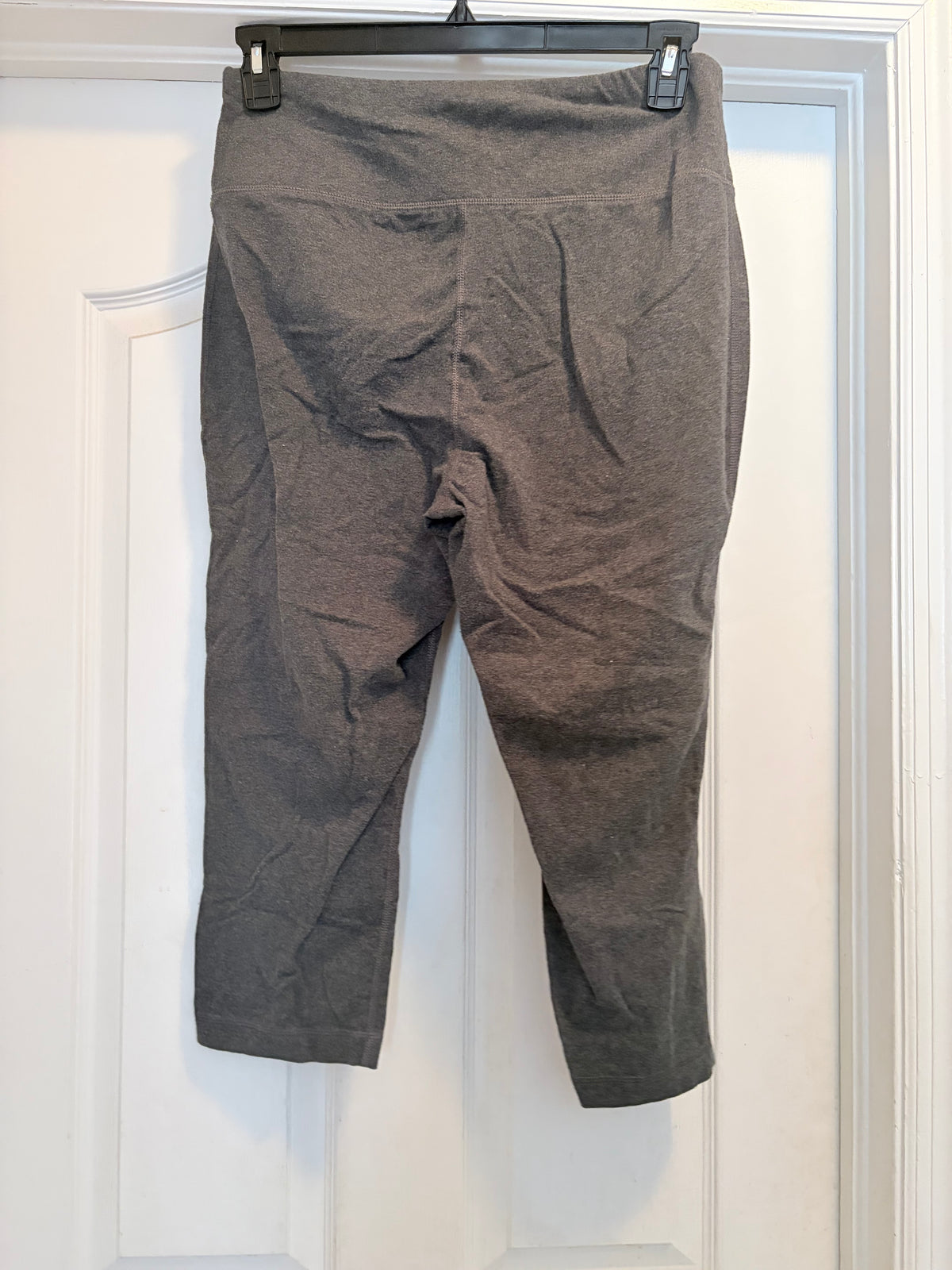 Tek Gear Essential Gear Gray Capri Leggings Size XL
