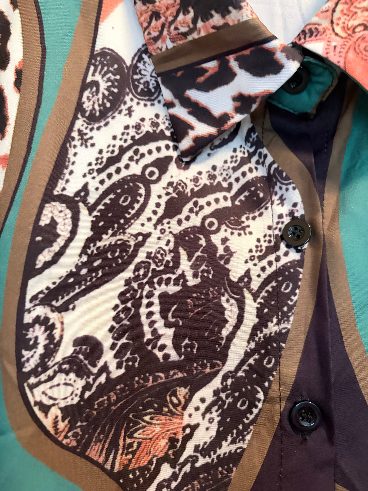 Leopard Paisley Geometric Button Down Shirt Size Large