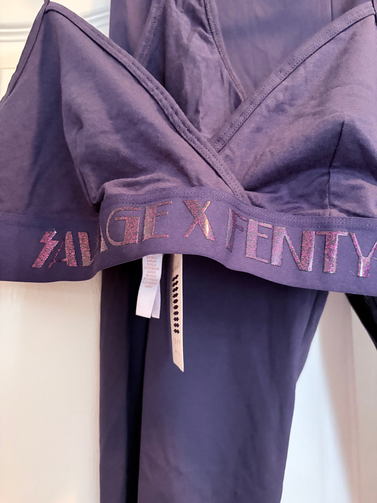 Savage X Fenty Purple Sports Bra Leggings Set Size Large Metallic Logo NWT