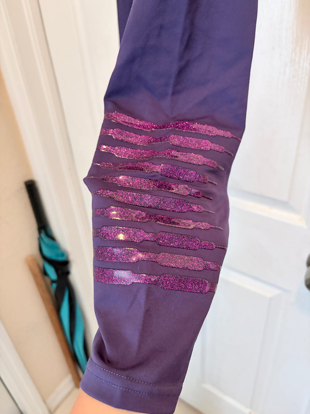 Savage X Fenty Purple Sports Bra Leggings Set Size Large Metallic Logo NWT